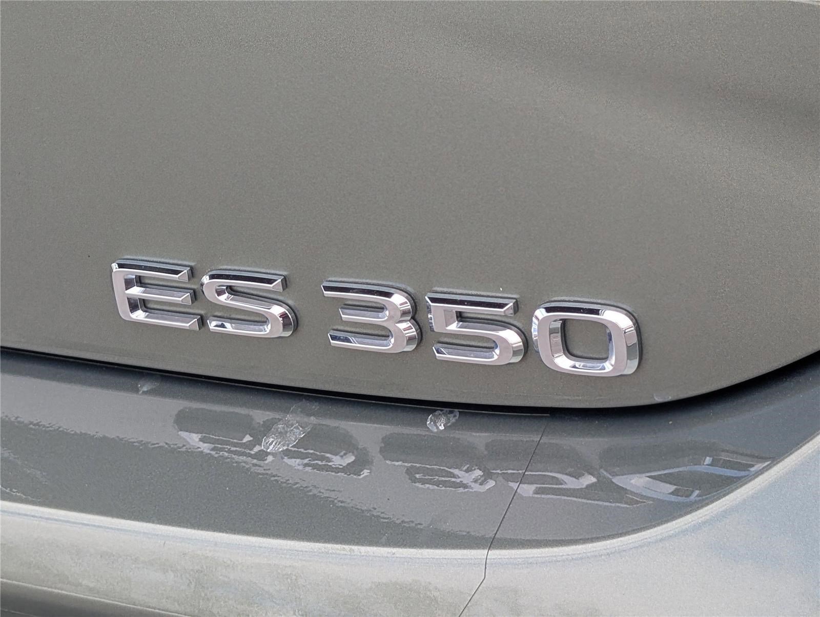 Used 2024 Lexus ES 350 w/ Technology Package image 9