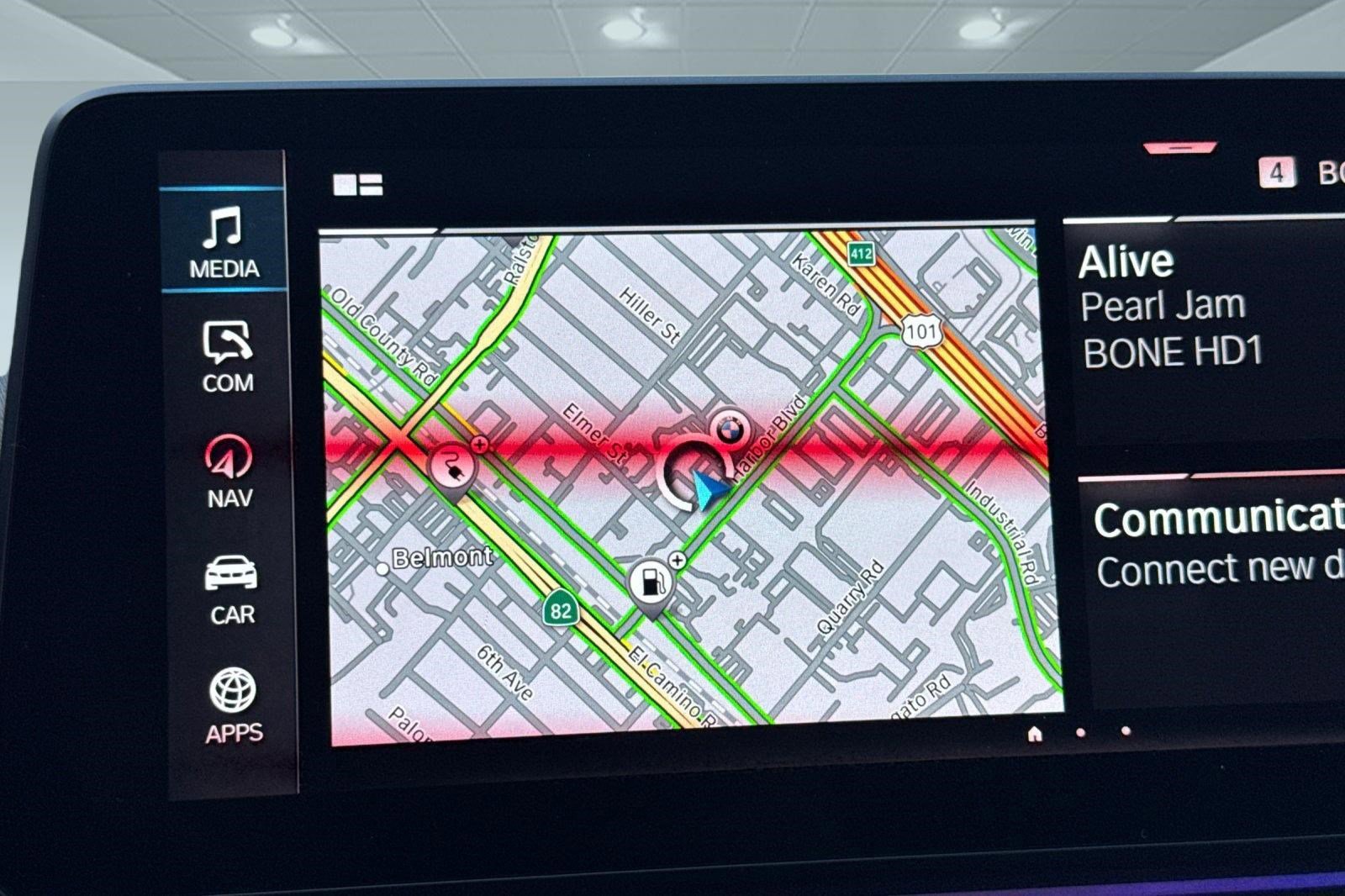 Used 2023 BMW 530e w/ Convenience Package image 23