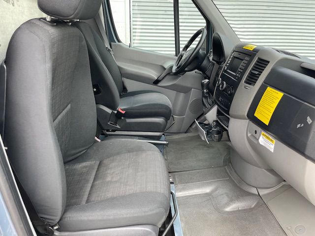 Used 2018 Mercedes-Benz Sprinter 2500 image 15