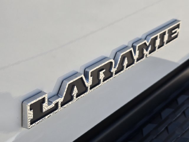 Used 2026 RAM 2500 Laramie AWD/4WD image 13