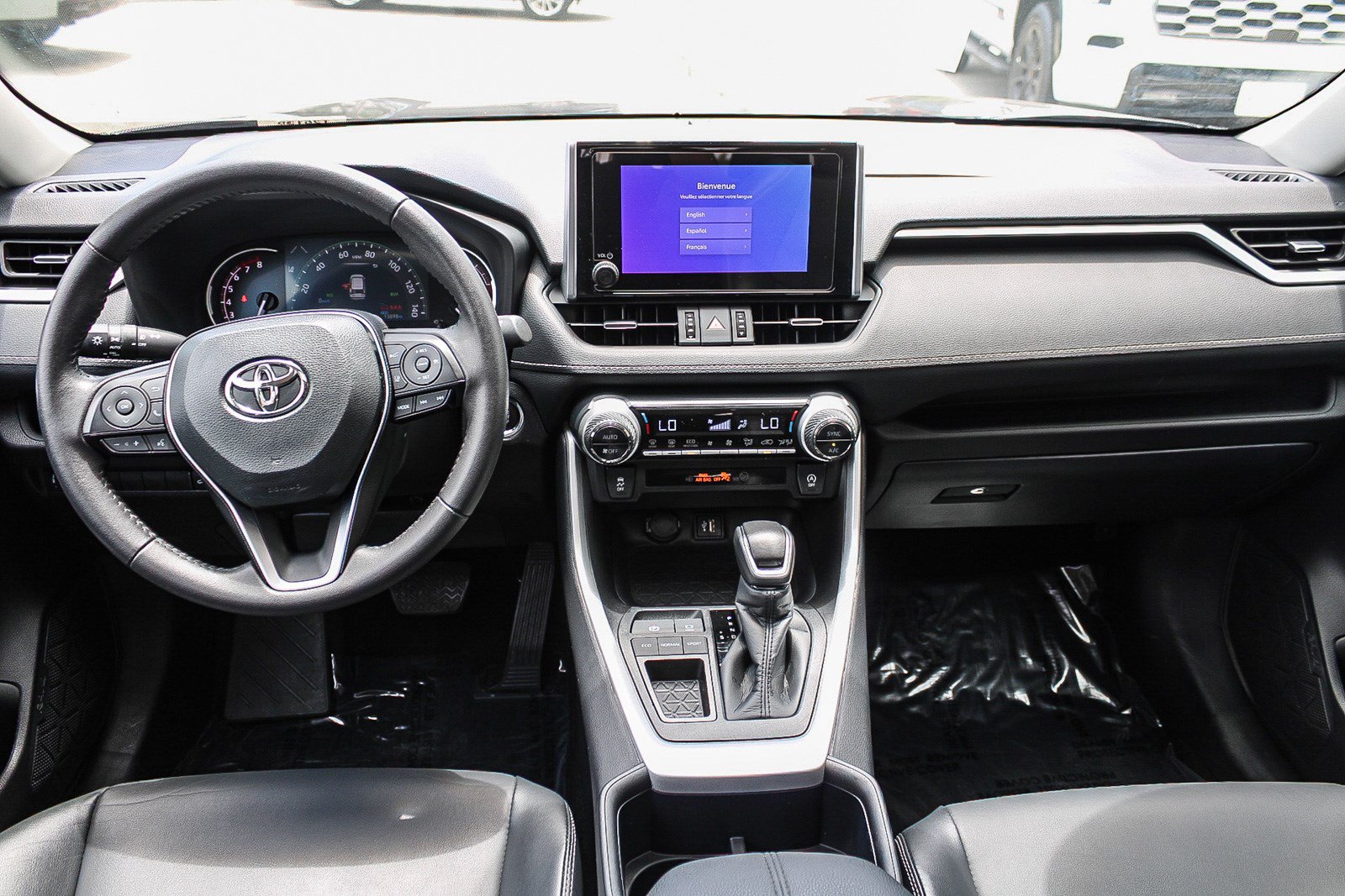 Certified 2025 Toyota RAV4 XLE Premium FWD image 14