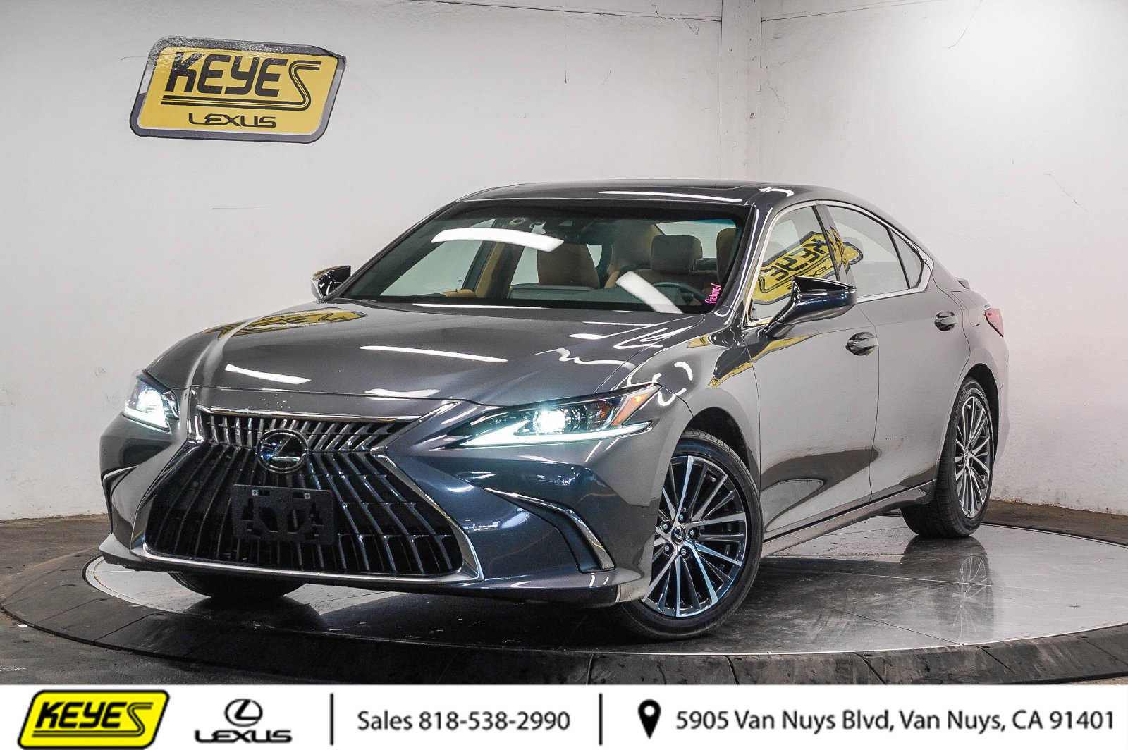 Used 2025 Lexus ES 300h w/ Premium Package