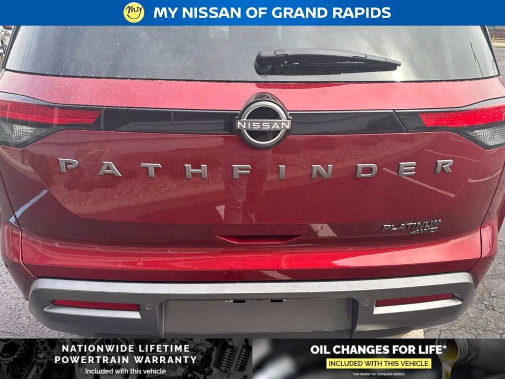 New 2026 Nissan Pathfinder Platinum AWD/4WD image 9