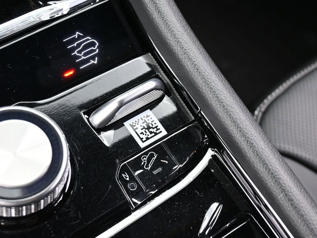 Used 2024 Jeep Grand Cherokee L Overland image 22