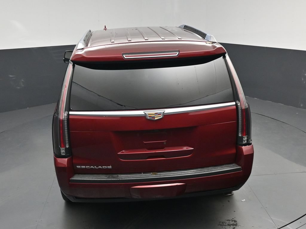 Used 2019 Cadillac Escalade Luxury w/ LPO, Radiant Package AWD/4WD image 23