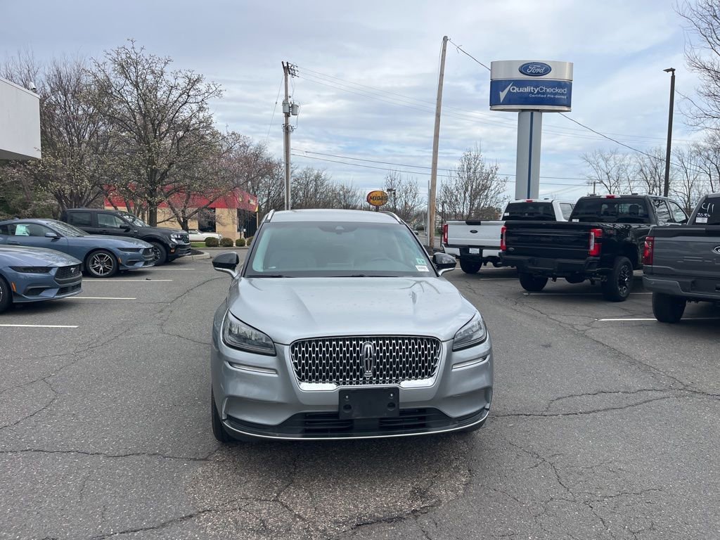 Used 2022 Lincoln Corsair AWD w/ Equipment Group 101A image 2