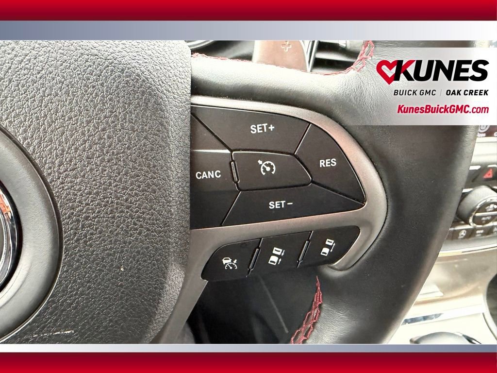 Used 2018 Jeep Grand Cherokee Trailhawk w/ Trailhawk Luxury Group AWD/4WD image 15