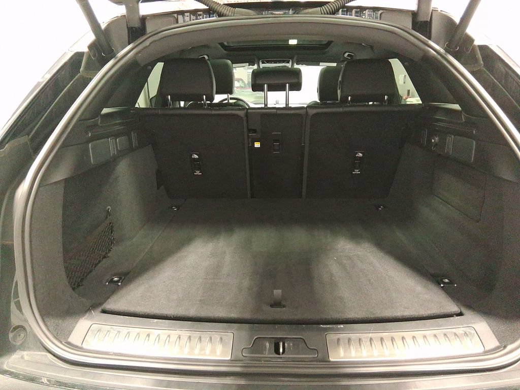 Used 2025 Land Rover Range Rover Velar Dynamic SE AWD/4WD image 46
