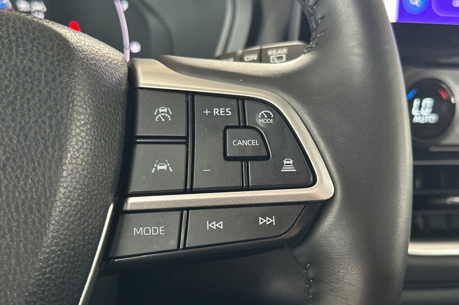 Certified 2024 Toyota Grand Highlander XLE image 31