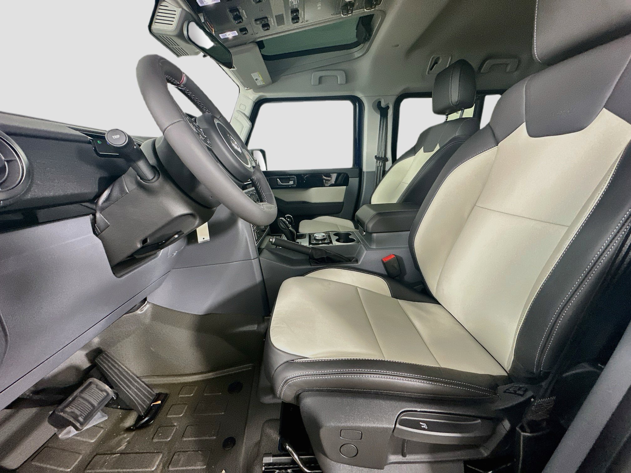 New 2025 INEOS Grenadier Station Wagon AWD/4WD image 34