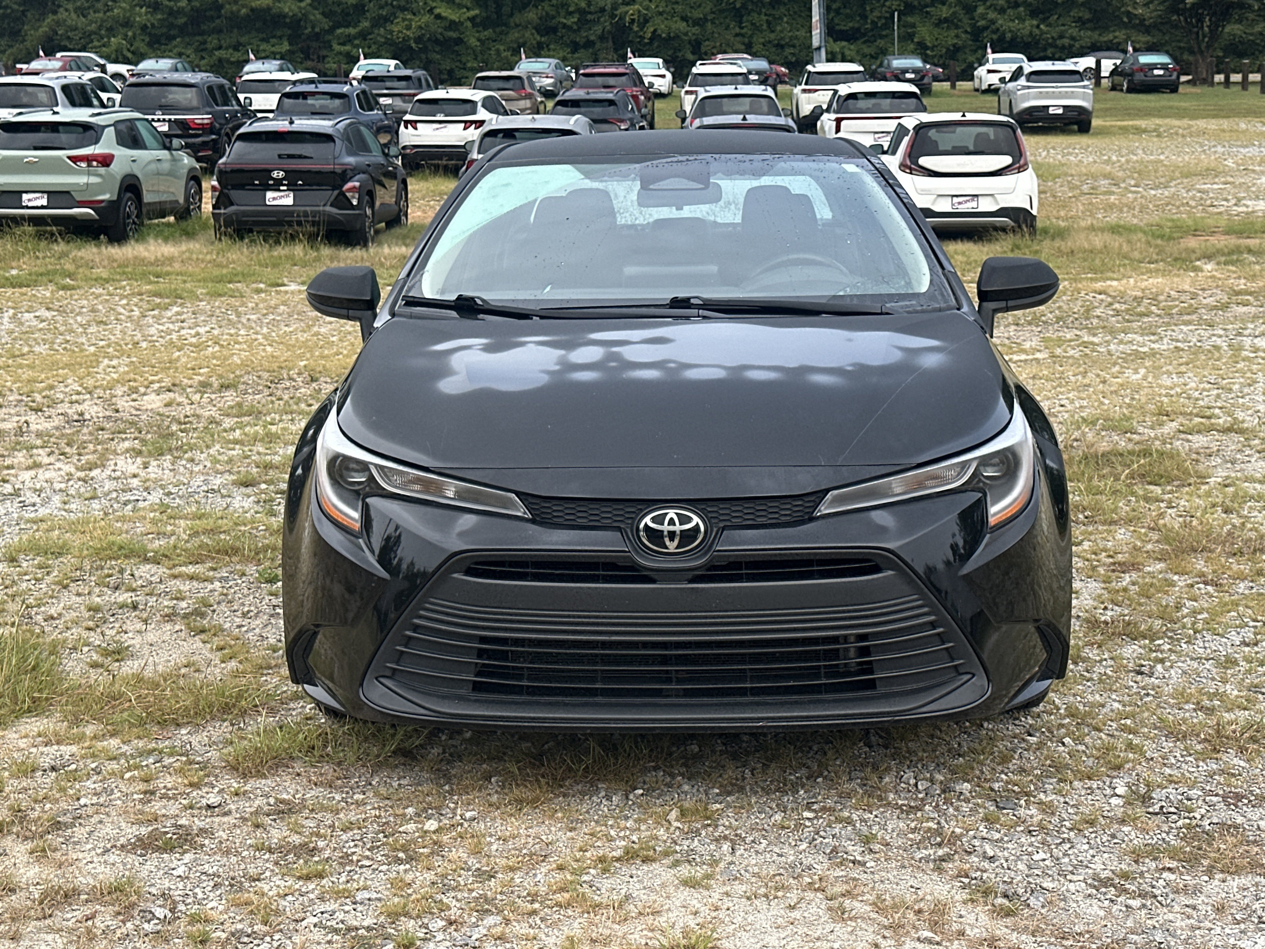 Used 2024 Toyota Corolla LE FWD image 2