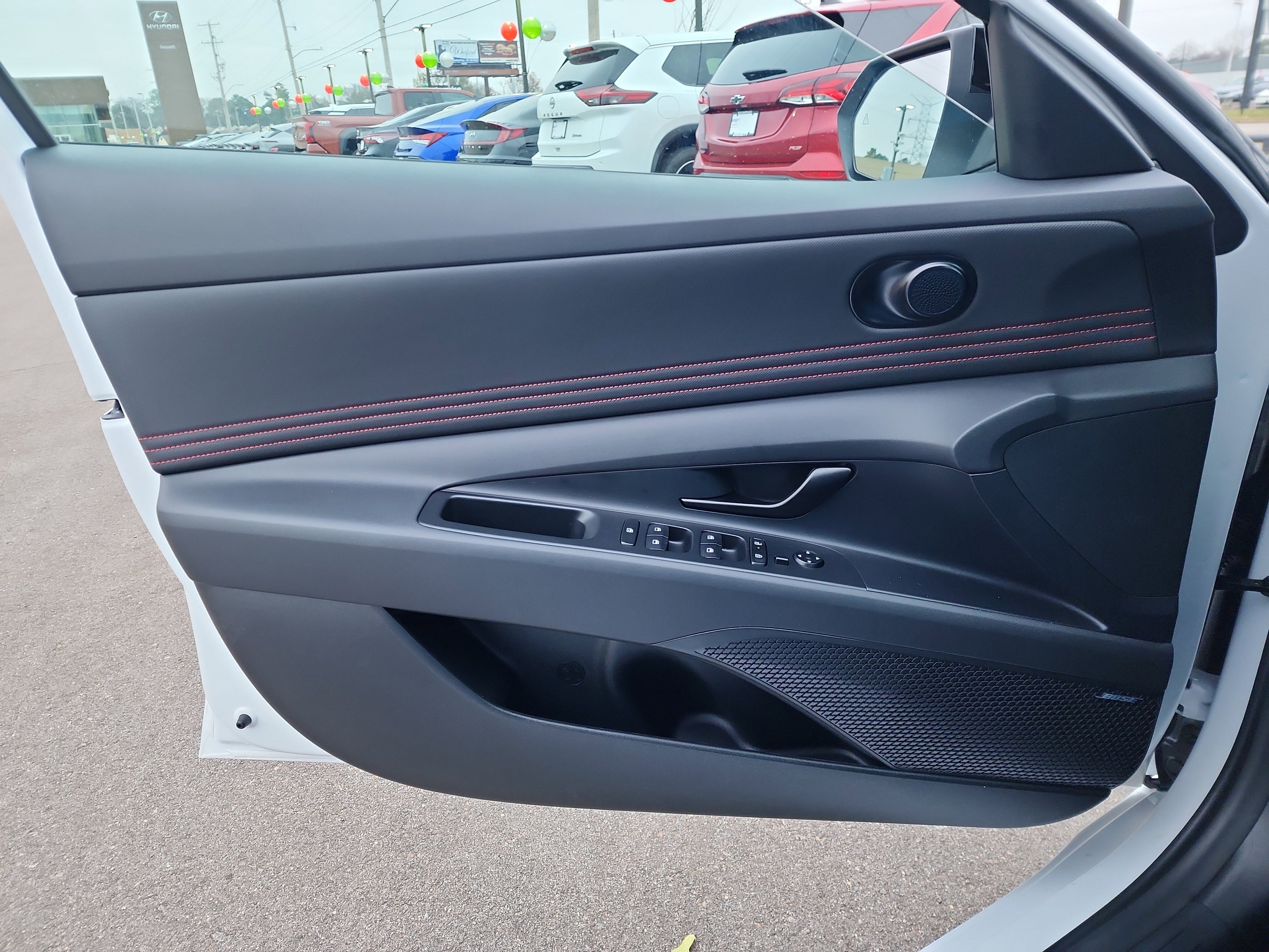 Used 2025 Hyundai Elantra N Line image 10