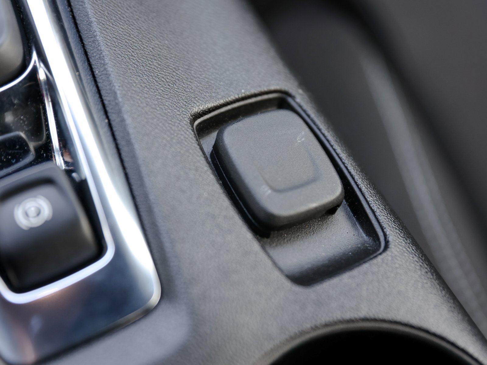 Certified 2020 Chevrolet Camaro SS image 27