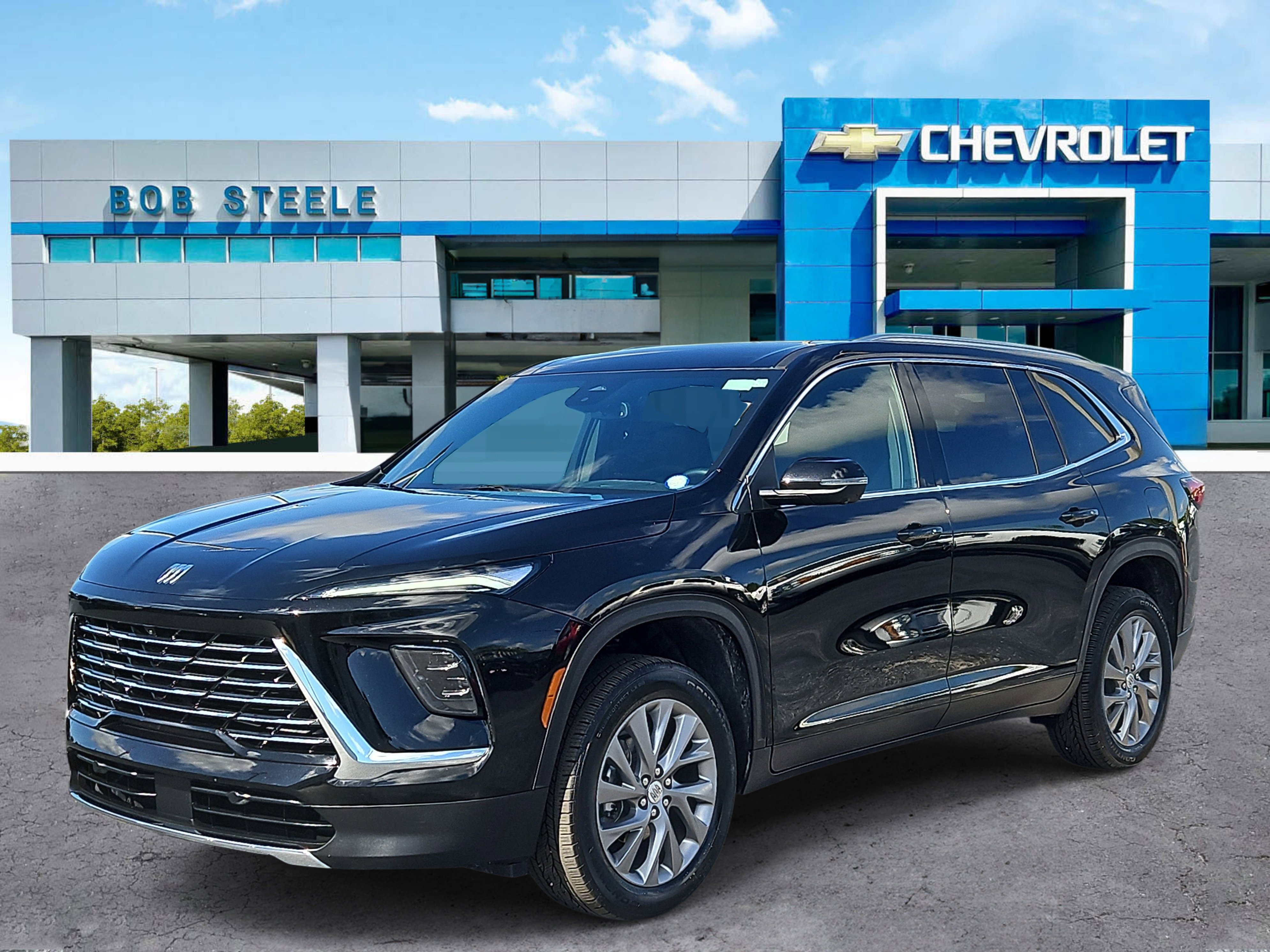 Used 2025 Buick Enclave Preferred FWD image 2