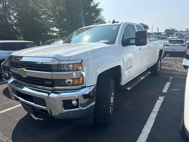 Used 2017 Chevrolet Silverado 2500 LT w/ LT Convenience Package AWD/4WD image 4