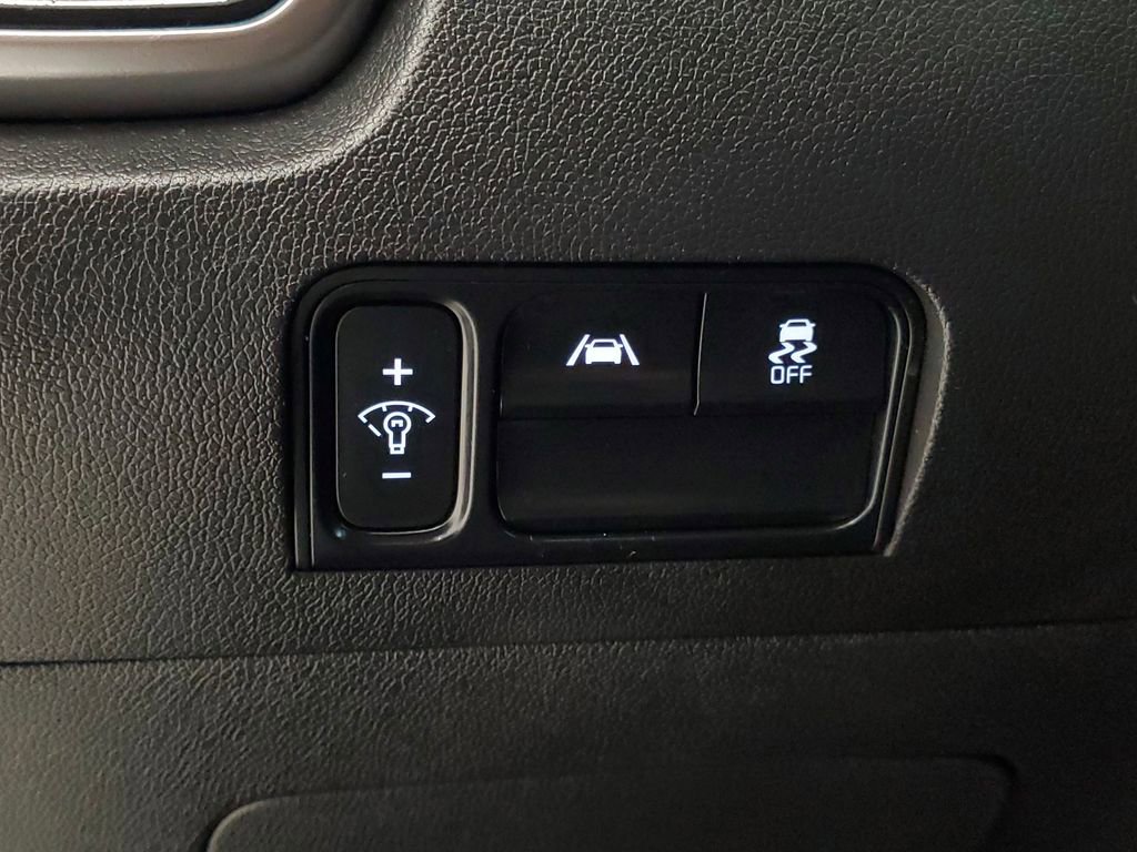 Used 2021 Kia Sorento LX FWD image 9