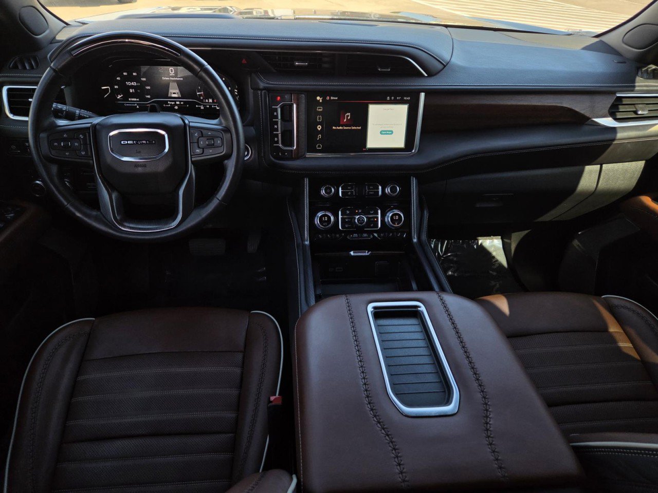 Certified 2023 GMC Yukon Denali Ultimate AWD/4WD image 13