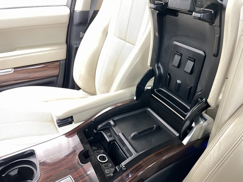Used 2016 Land Rover Range Rover HSE image 36