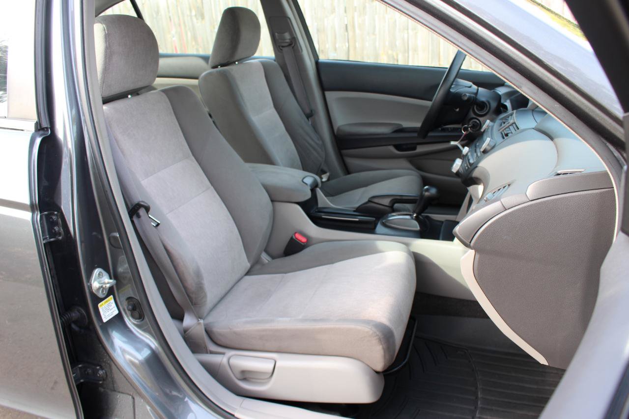 Used 2009 Honda Accord LX image 33