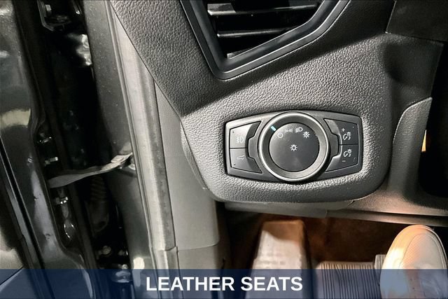 Used 2019 Ford Escape SEL w/ SEL Sport Appearance Package FWD image 22