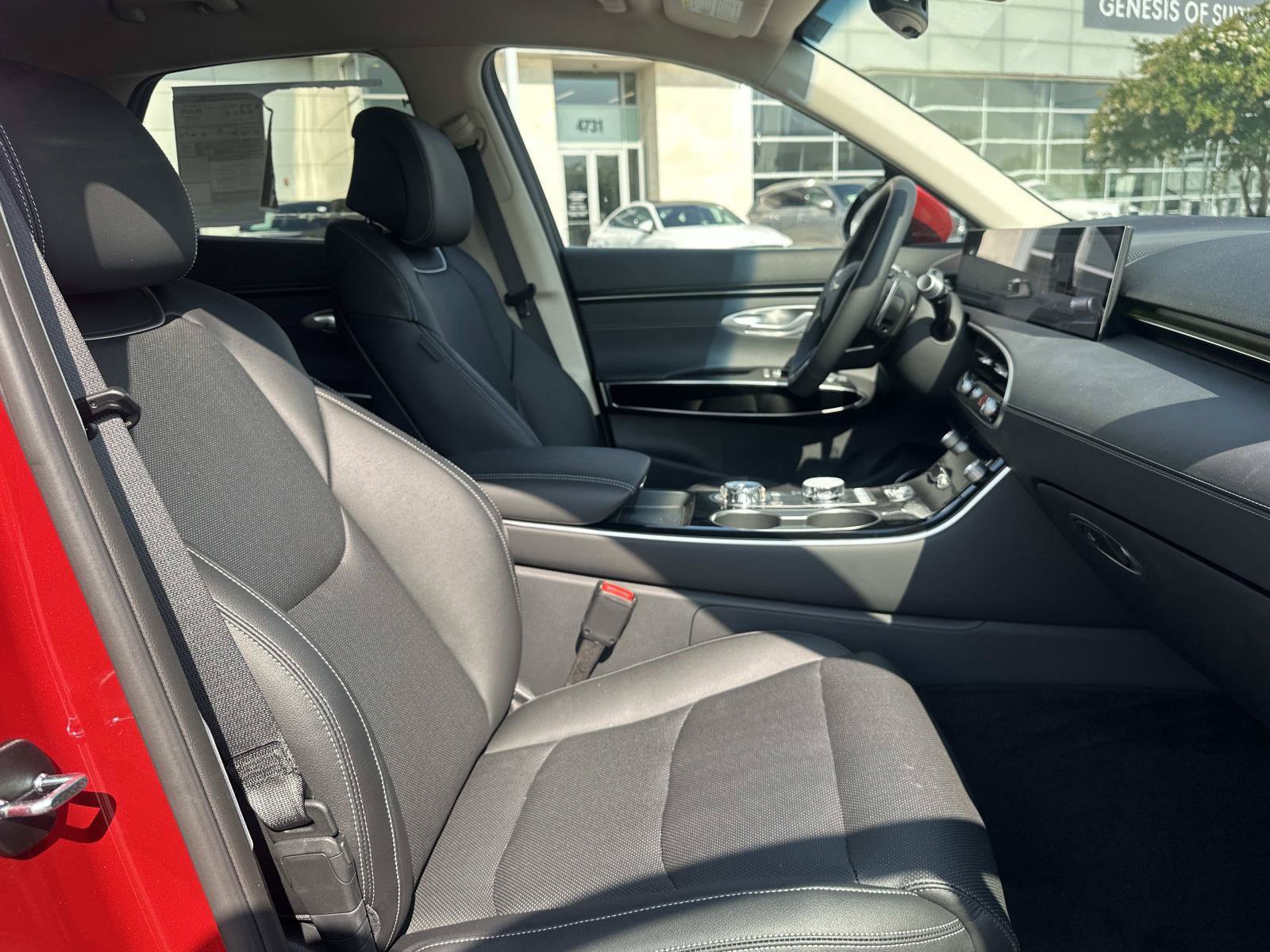 New 2026 Genesis GV70 2.5T AWD/4WD image 35