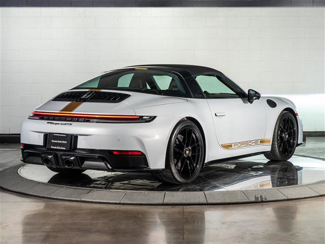 Certified 2026 Porsche 911 Targa 4 GTS image 15