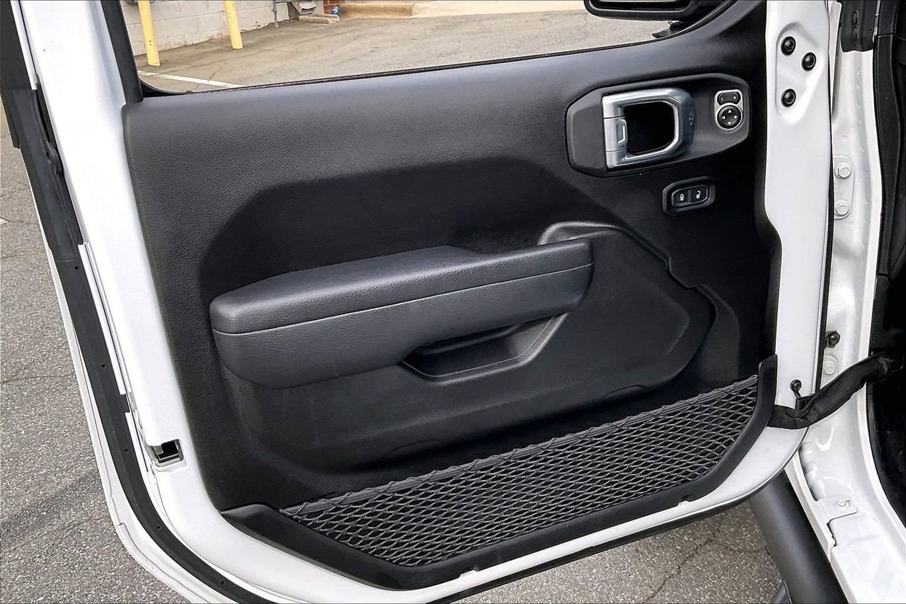 Certified 2024 Jeep Wrangler Sport S image 26