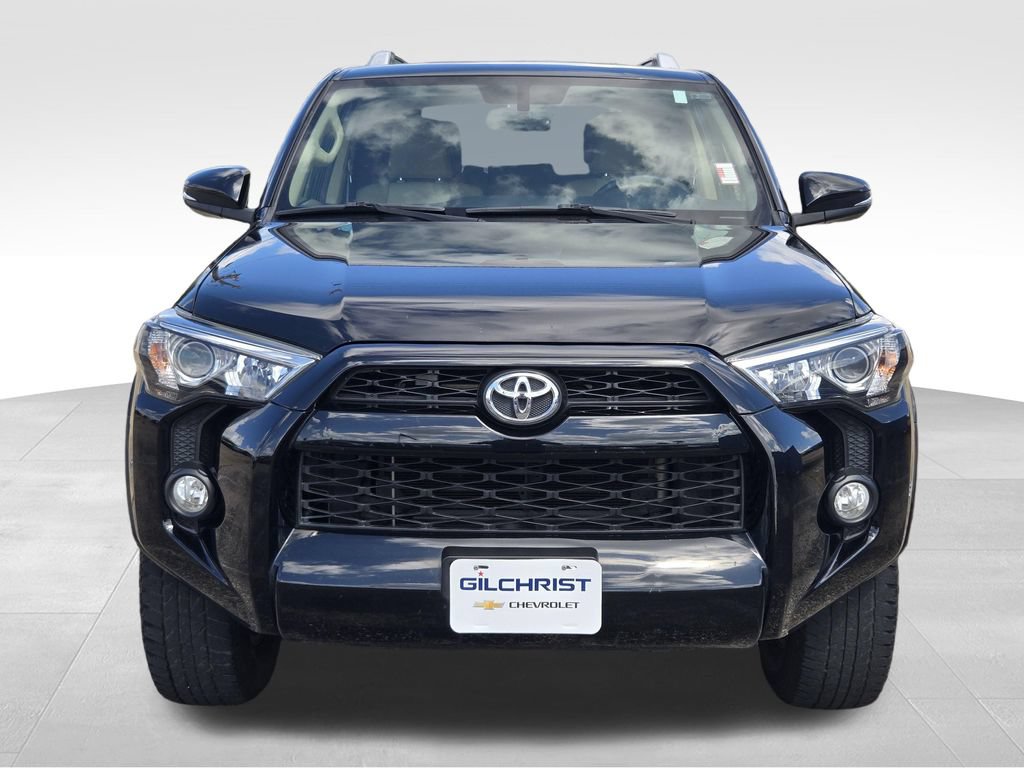 Used 2018 Toyota 4Runner SR5 Premium AWD/4WD image 2