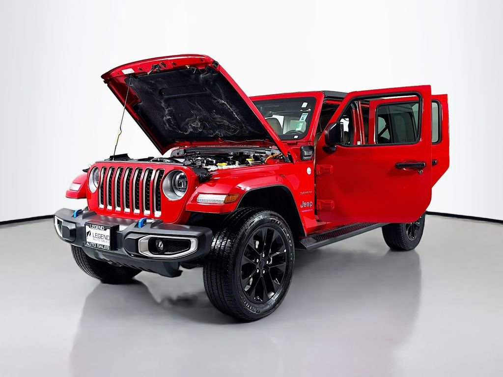 Used 2023 Jeep Wrangler Unlimited Sahara w/ Cold Weather Group image 23