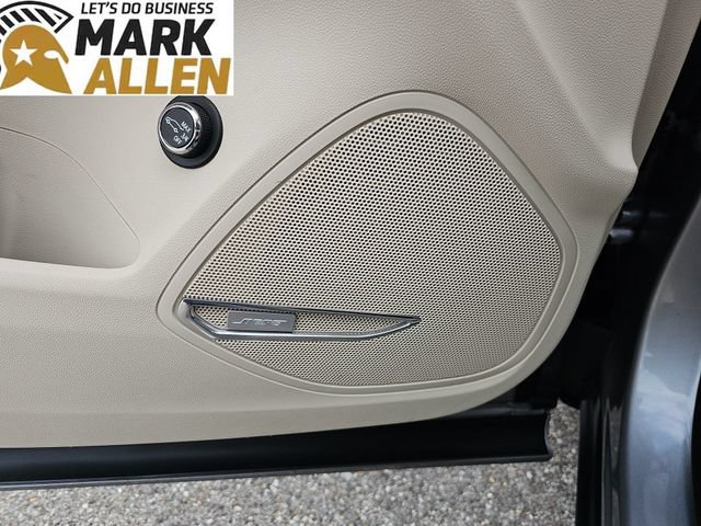 Used 2023 Buick Envision Avenir FWD image 24