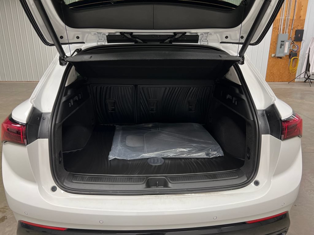 New 2026 Buick Envision Sport Touring AWD/4WD image 11
