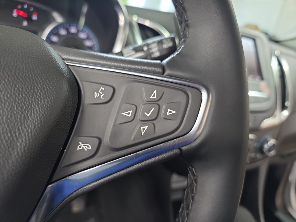Used 2024 Chevrolet Equinox LT AWD/4WD image 17
