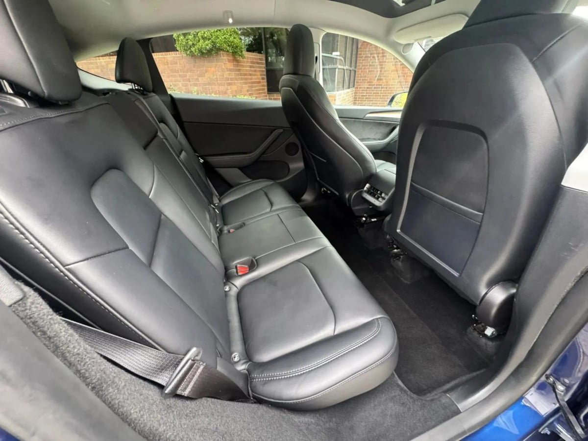Used 2022 Tesla Model Y Long Range AWD/4WD image 13