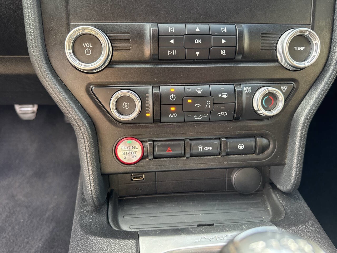 Used 2019 Ford Mustang GT w/ GT Performance Package image 19
