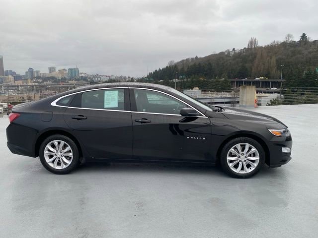 Used 2019 Chevrolet Malibu LT image 2