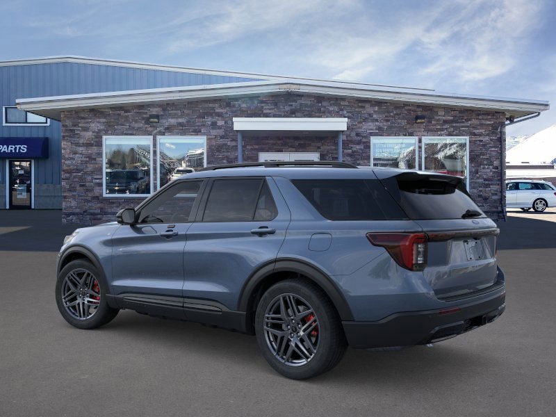 New 2026 Ford Explorer ST-Line w/ ST-Line Street Pack image 4