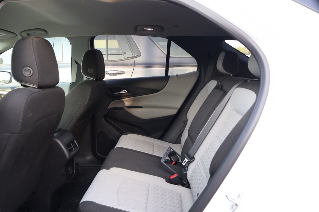 Used 2024 Chevrolet Equinox LS w/ LS Convenience Package FWD image 31