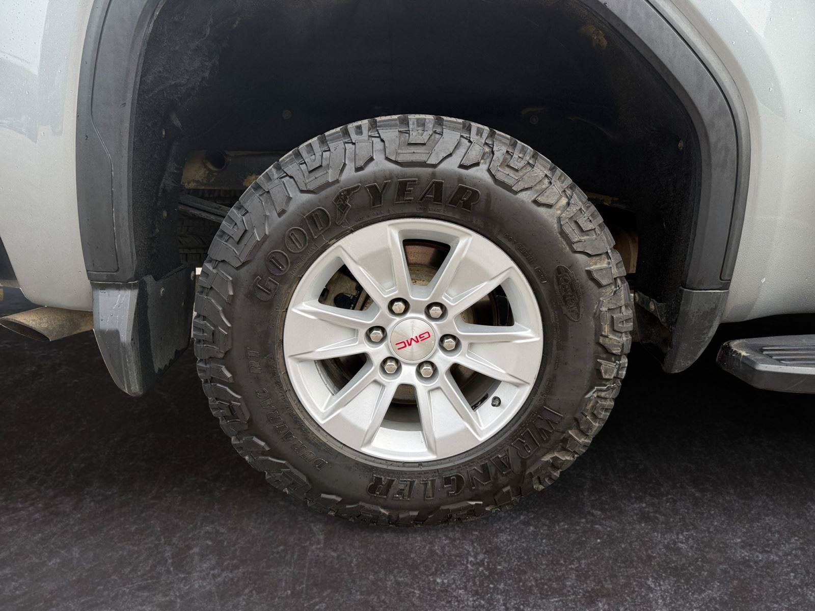 Used 2024 GMC Sierra 1500 SLE w/ Preferred Package AWD/4WD image 27
