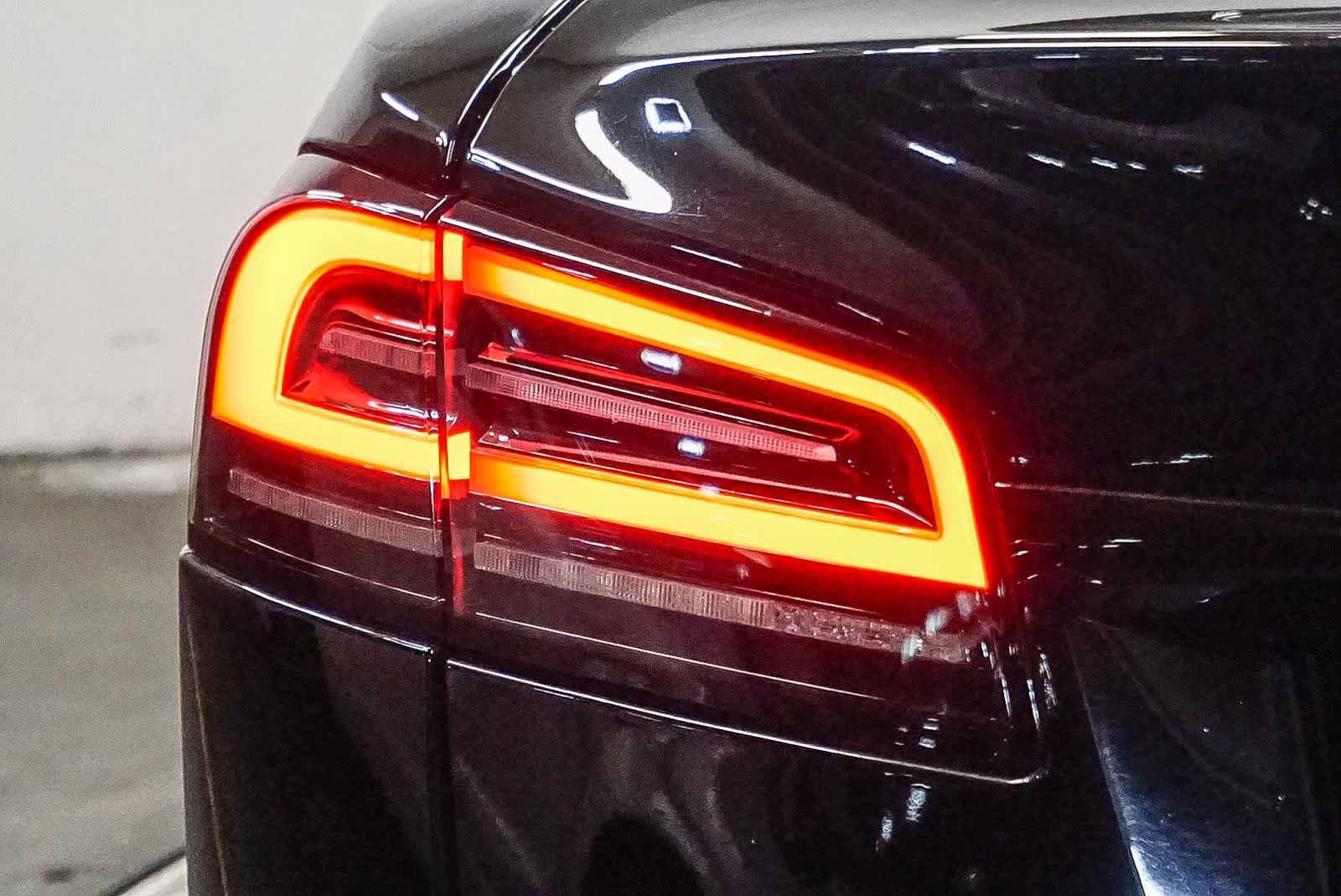 Used 2023 Tesla Model S AWD/4WD image 11