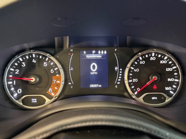 Used 2019 Jeep Renegade Altitude w/ Quick Order Package 2XM FWD image 27