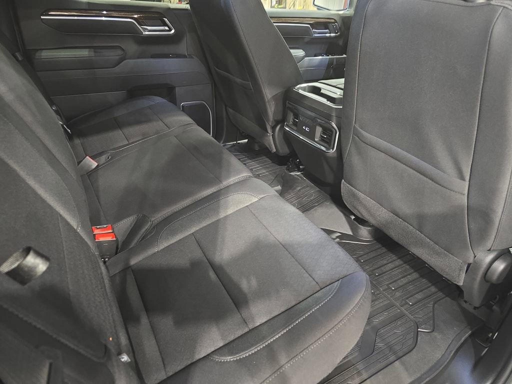 New 2026 GMC Sierra 1500 Elevation image 11