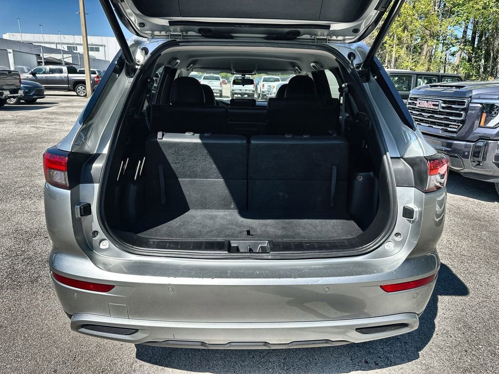 Used 2024 Mitsubishi Outlander SE Black Edition AWD/4WD image 25