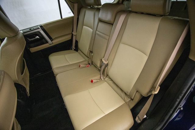 Used 2016 Toyota 4Runner SR5 Premium image 25