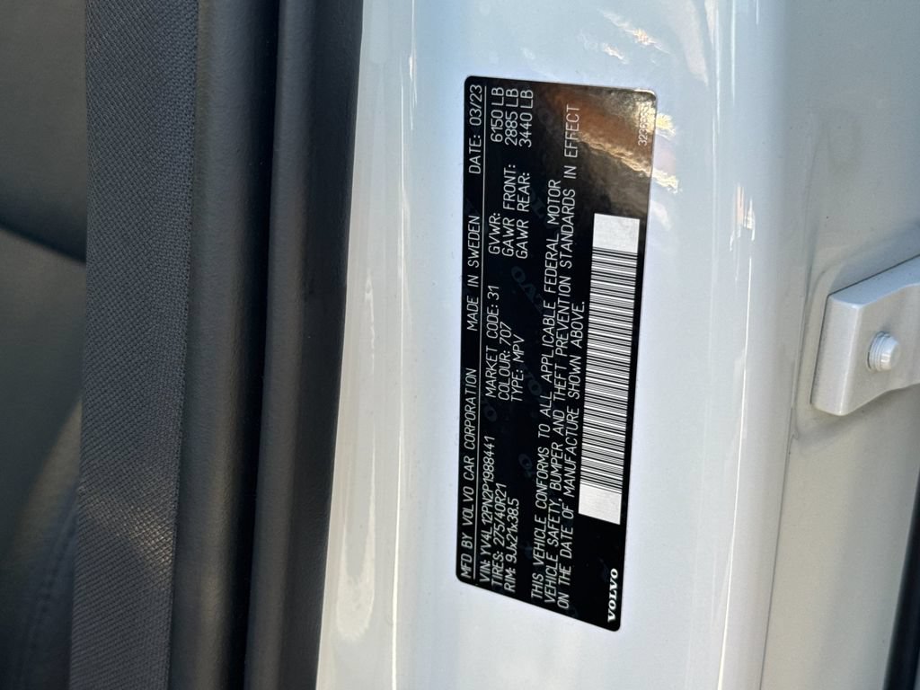 Certified 2023 Volvo XC90 B5 Plus AWD/4WD image 29