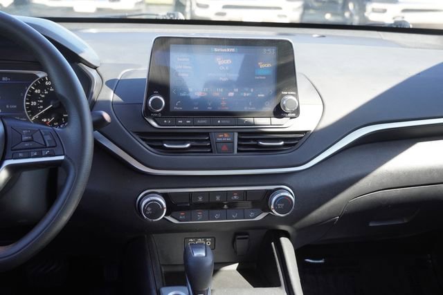 Used 2022 Nissan Altima 2.5 SV image 15