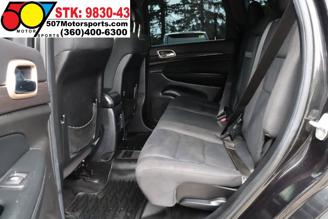 Used 2014 Jeep Grand Cherokee Laredo w/ 18" Wheel & 8.4" Radio Group AWD/4WD image 14
