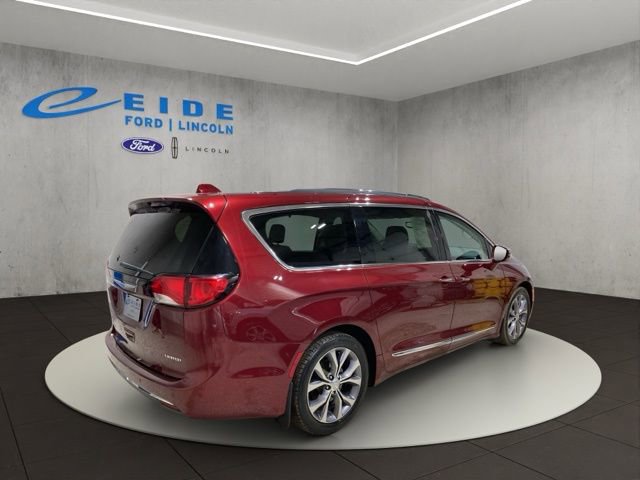 Used 2019 Chrysler Pacifica Limited w/ Tire & Wheel Group image 8