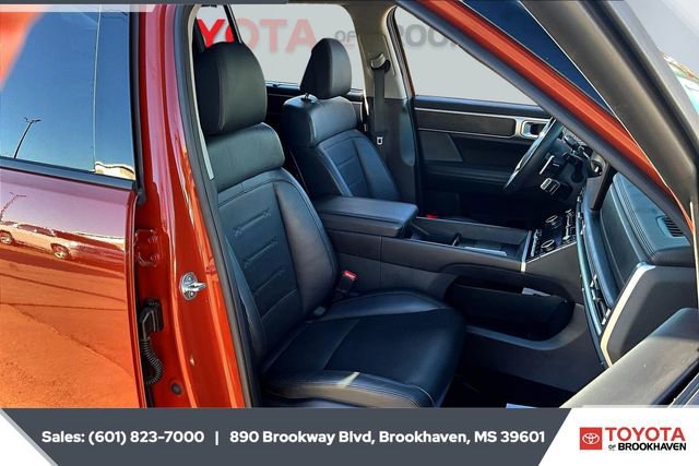 Used 2024 Hyundai Santa Fe Limited image 6