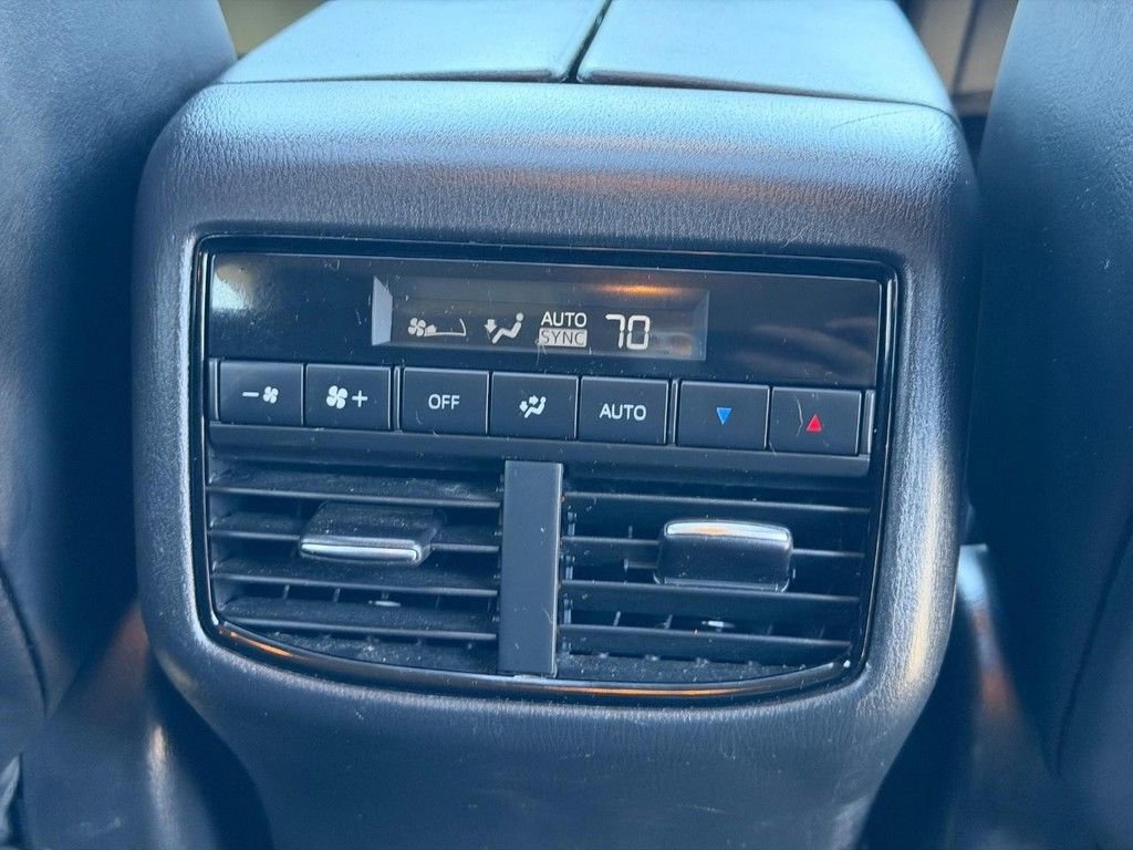 Used 2018 MAZDA CX-9 Touring w/ Touring Premium Package FWD image 12