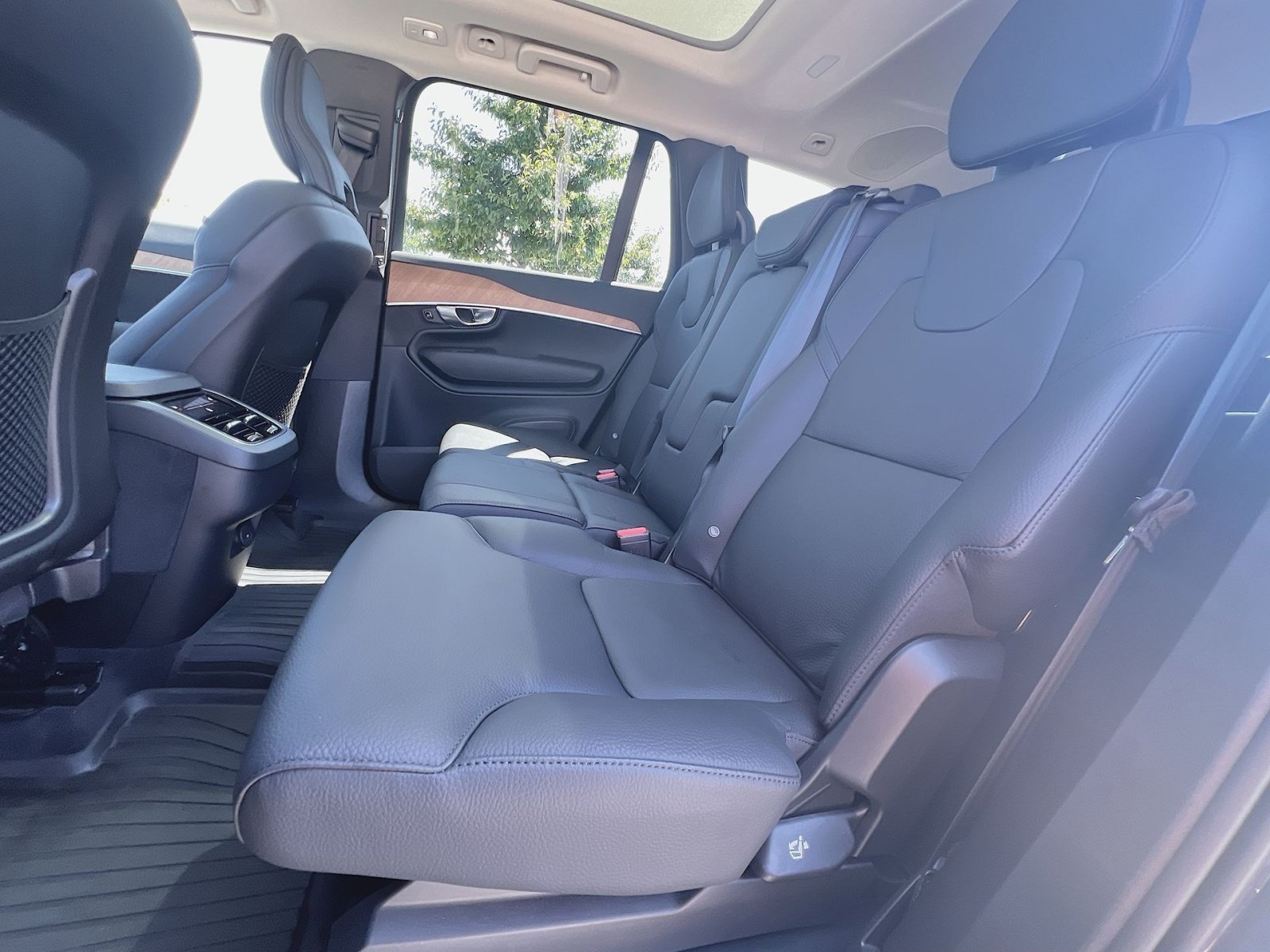 Certified 2023 Volvo XC90 B6 Plus w/ Protection Package Premier AWD/4WD image 25